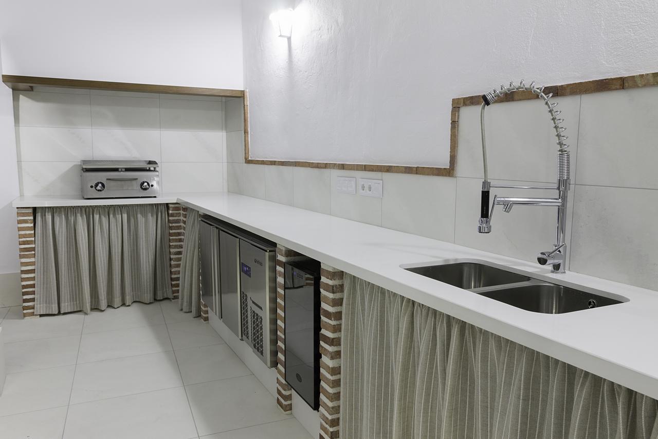 Canete Medica House อัลโมโดวาร์ เดล ริโอ ภายนอก รูปภาพ